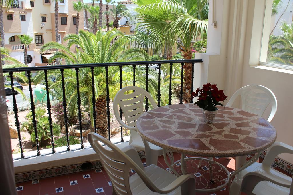 Aldea Del Mar Apartment Torrevieja Ngoại thất bức ảnh