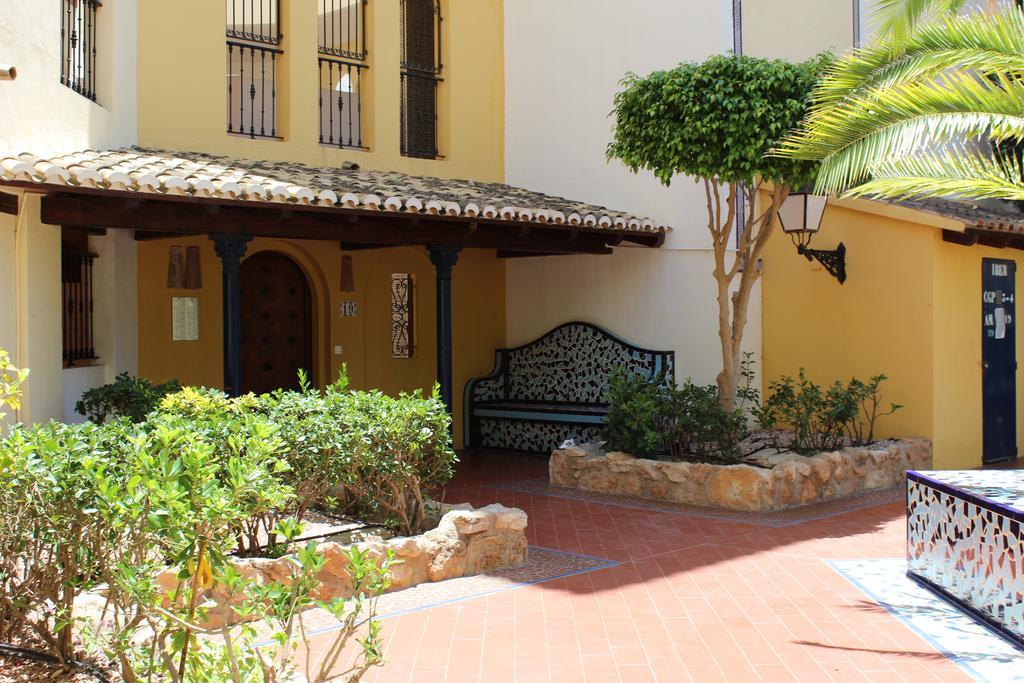 Aldea Del Mar Apartment Torrevieja Ngoại thất bức ảnh
