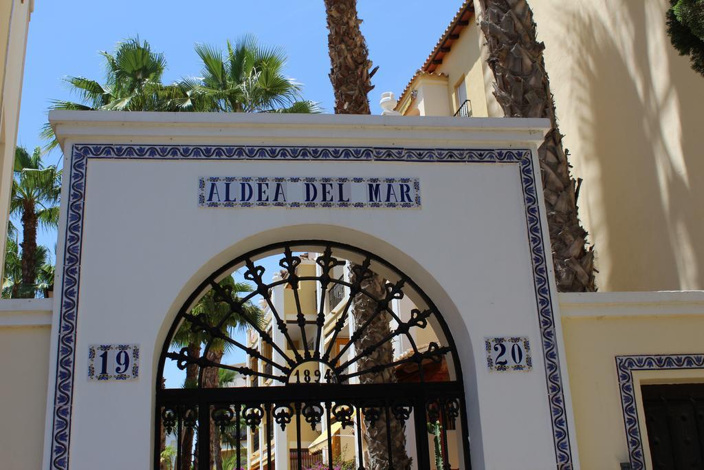 Aldea Del Mar Apartment Torrevieja Ngoại thất bức ảnh